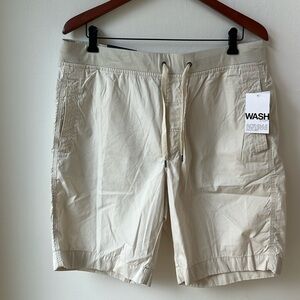 NWT Gap Men’s Premium Cotton Chino Shorts With Adjustable Draw String Large